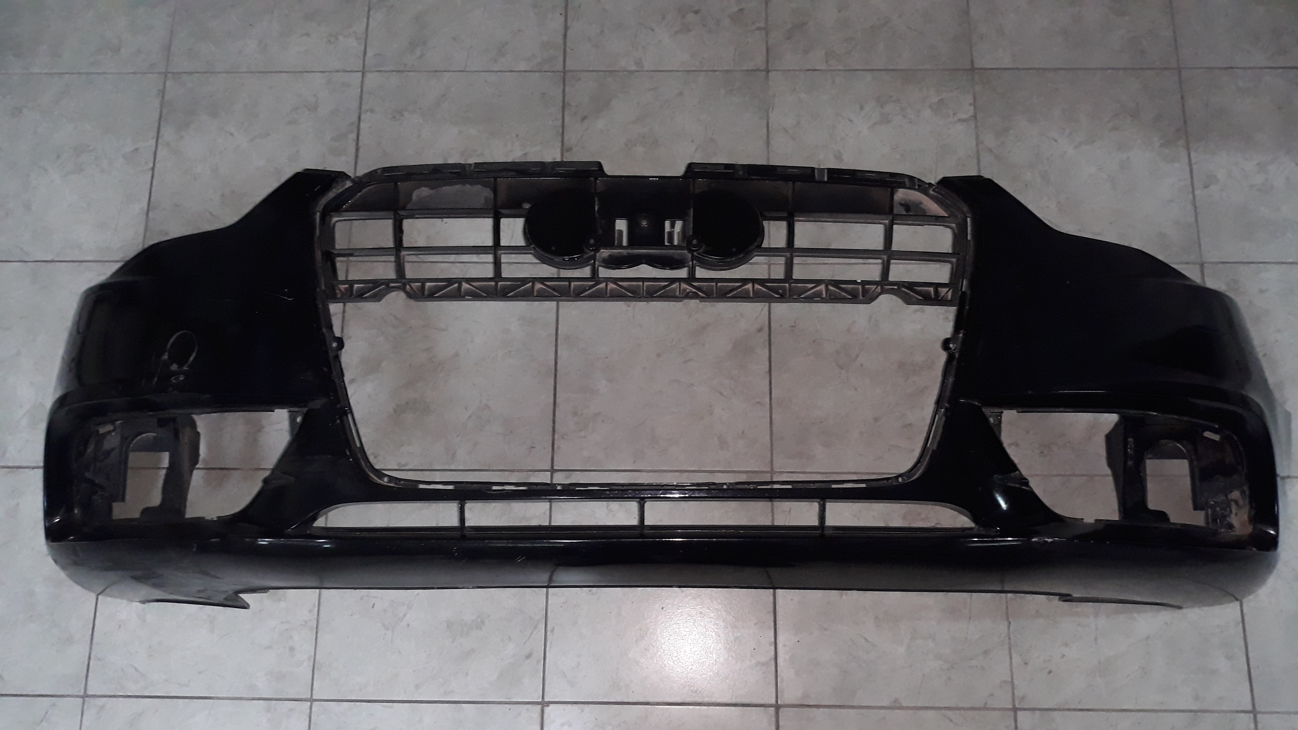 BRANIK PREDEN ZA AUDI A5 2012 - 2016